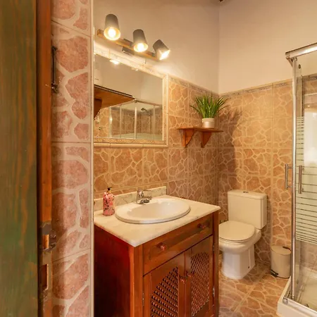 Chl Abraham Grupos, Piscina Privada Puerto del Rosario (Fuerteventura)